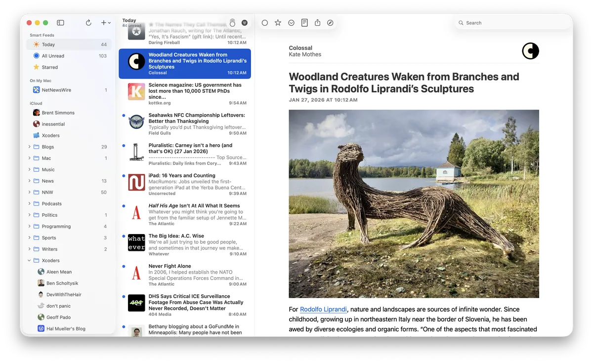Captura de la interfaz de NetNewsWire en macOS, Lector RSS gratuito y open source para macOS e iOS, mantenido por Brent Simmons. Sin suscr…