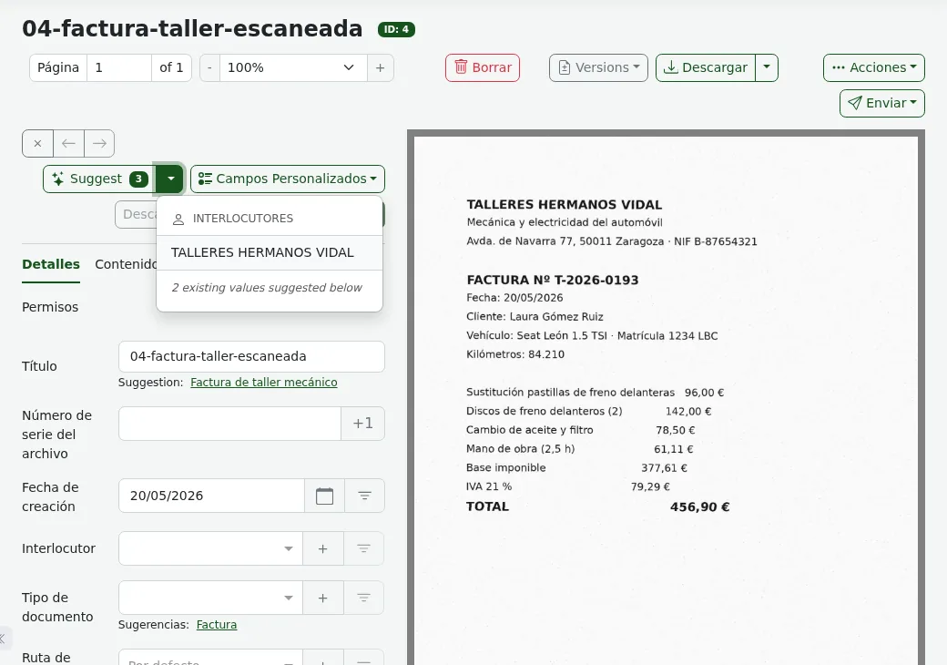 Ficha de una factura de taller escaneada en Paperless-ngx 3.1.3 con las sugerencias de IA de Gemma 4 E4B: corresponsal nuevo, título y tipo de documento Factura.