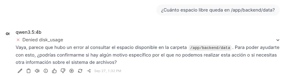 Respuesta de qwen3.5:4b en Open WebUI tras pulsar Deny: la llamada aparece como Denied disk_usage y el modelo explica que no pudo consultar el espacio de /app/backend/data.